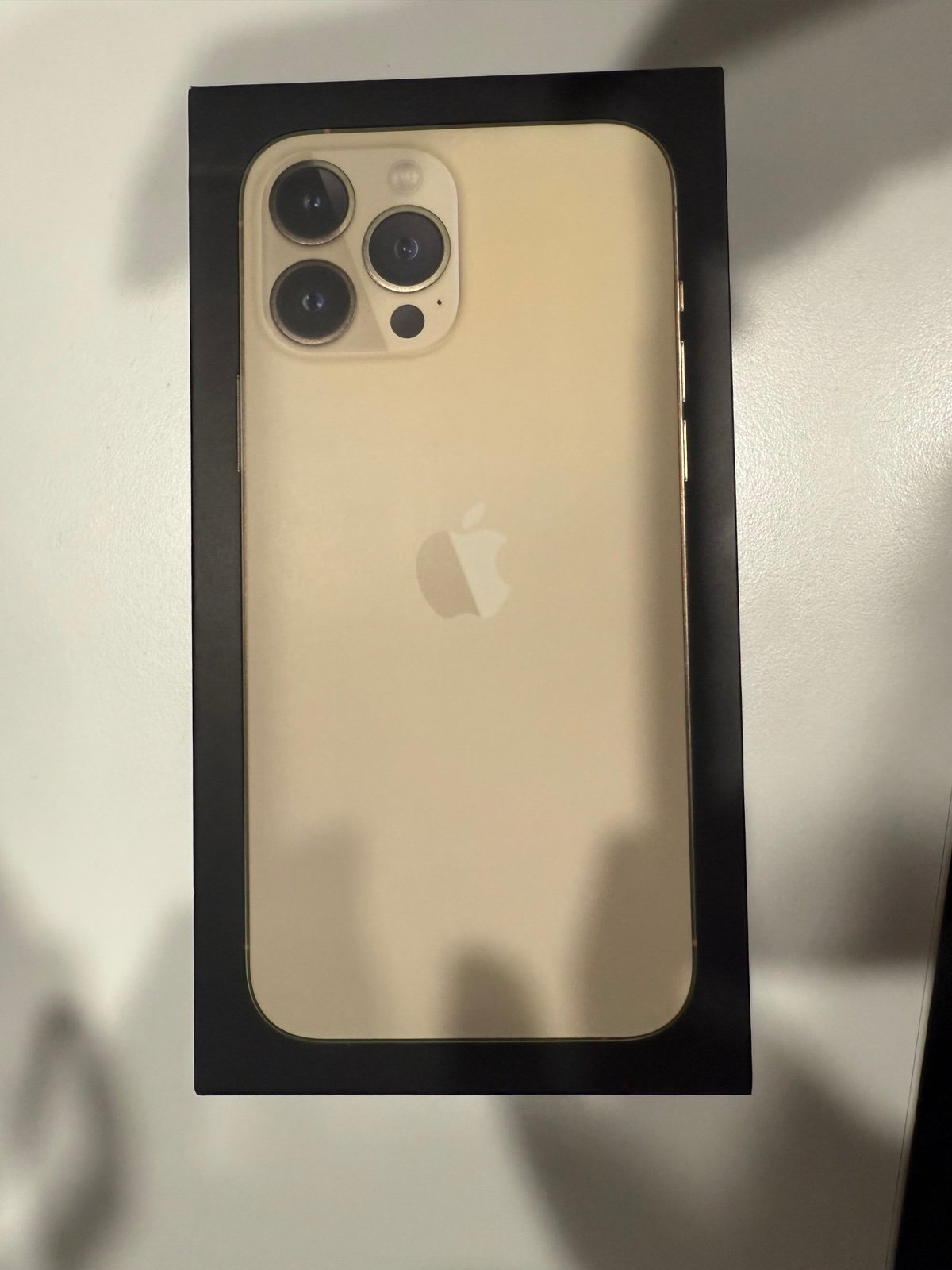 iPhone 13 Pro Max 128GB Gold Unlocked 2E77