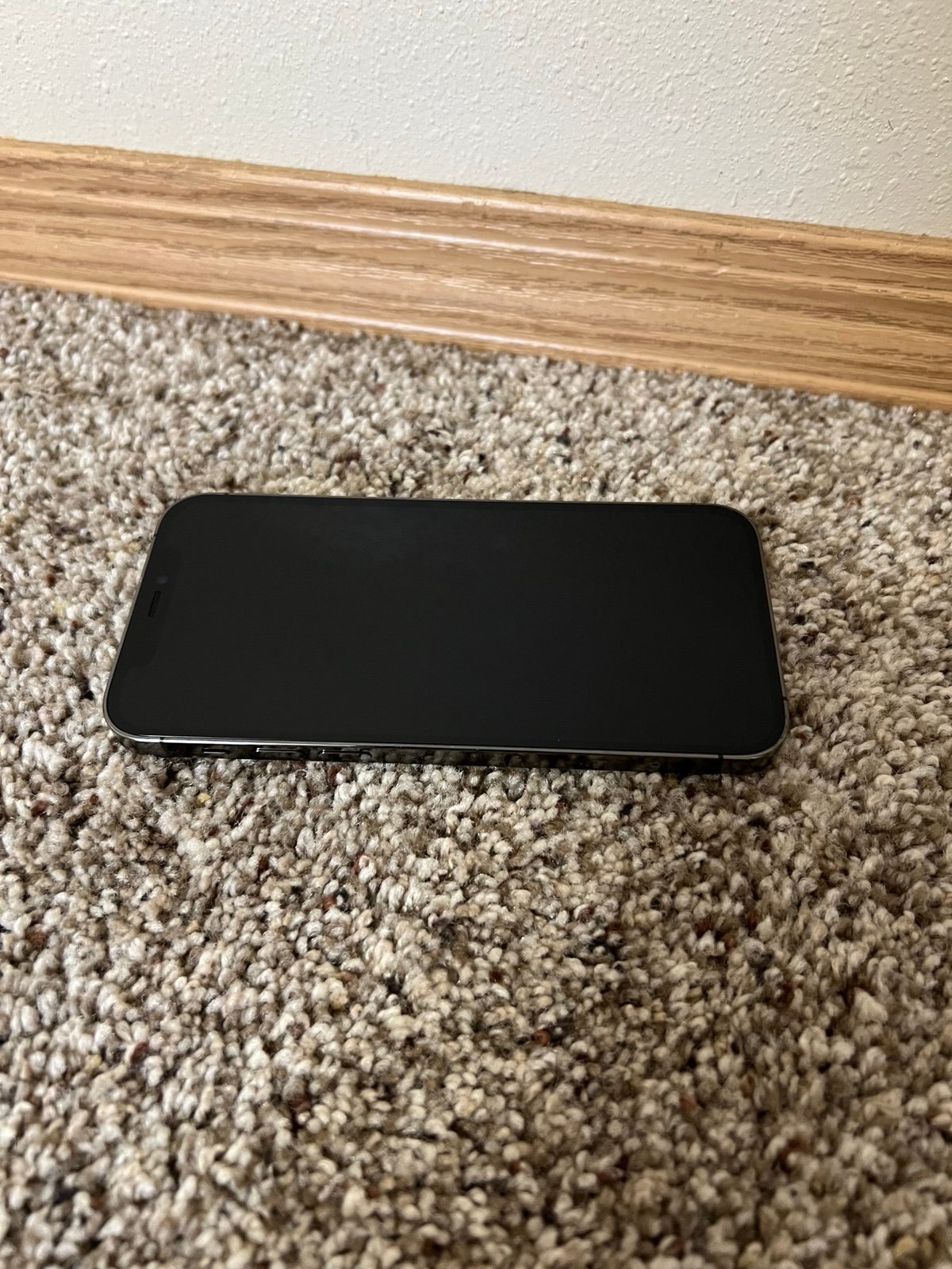 iPhone 12 Pro 128GB Graphite for any carrier 2M75