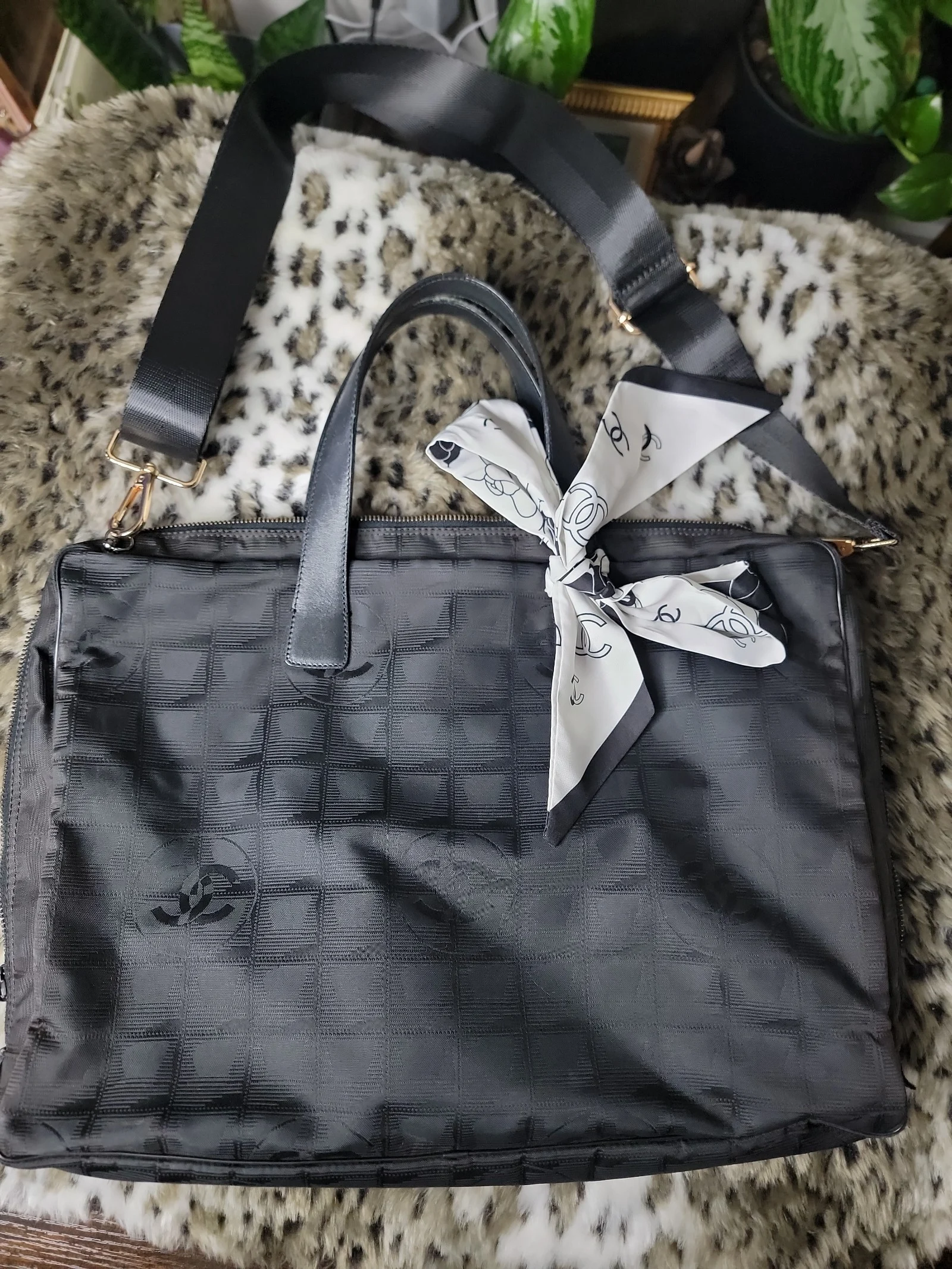 Final Price! Authentic Chanel New Travel Line tote bag Nylon Black CC