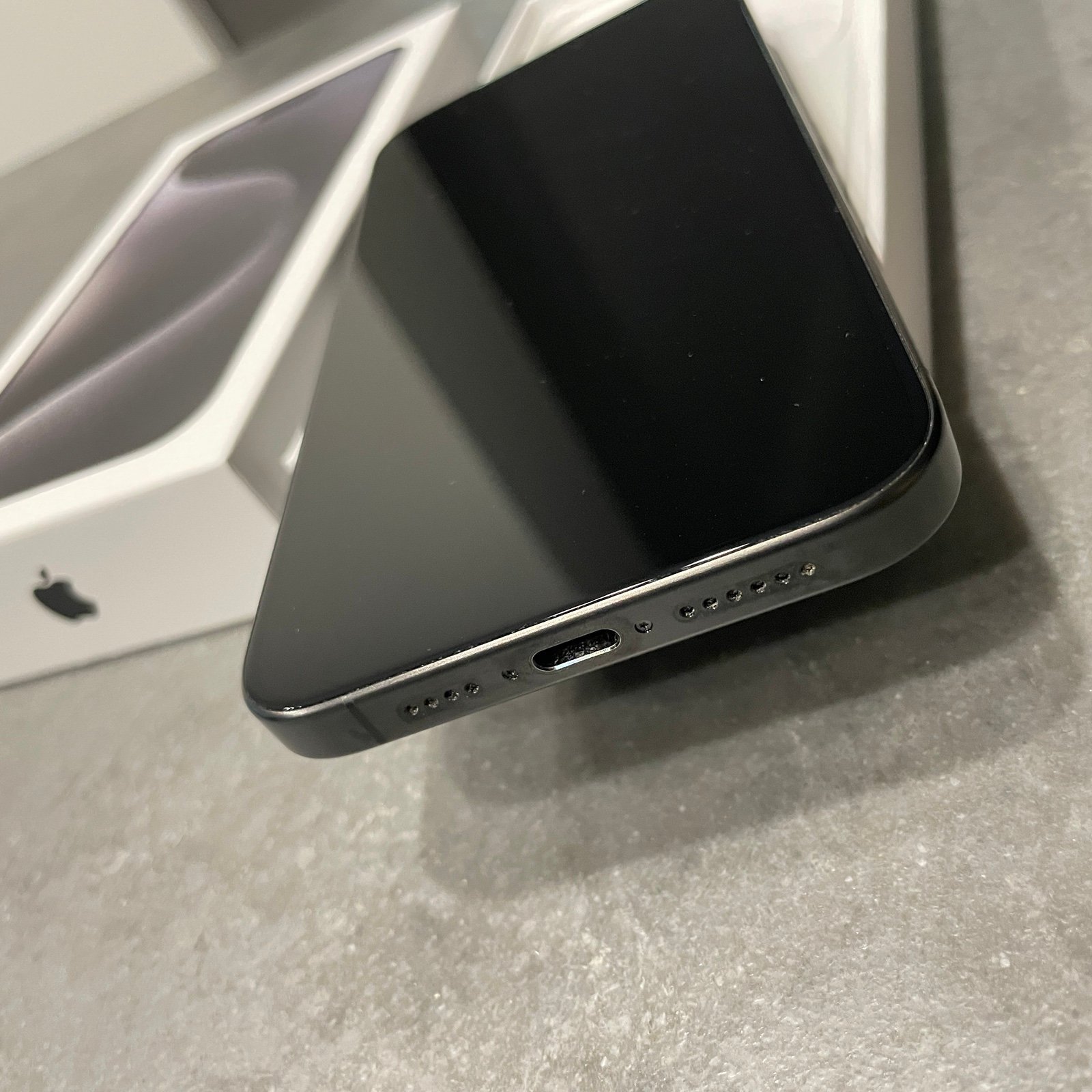 iPhone 15 Pro Max 256GB (Unlocked) 1W26