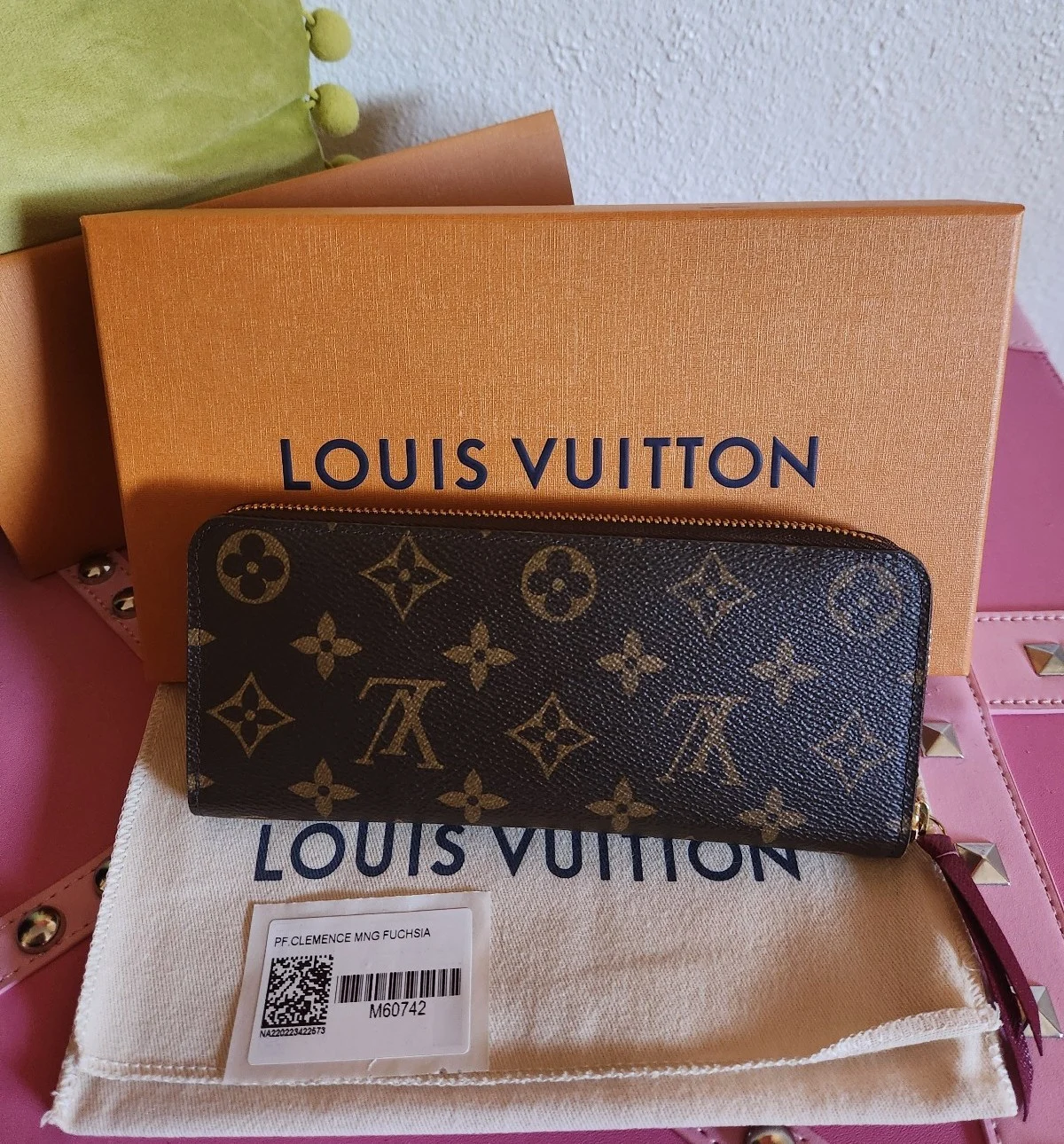 Louis Vuitton Clemence Mongram Fushia Wallet Like New Condition OPEN to OFFERS!!