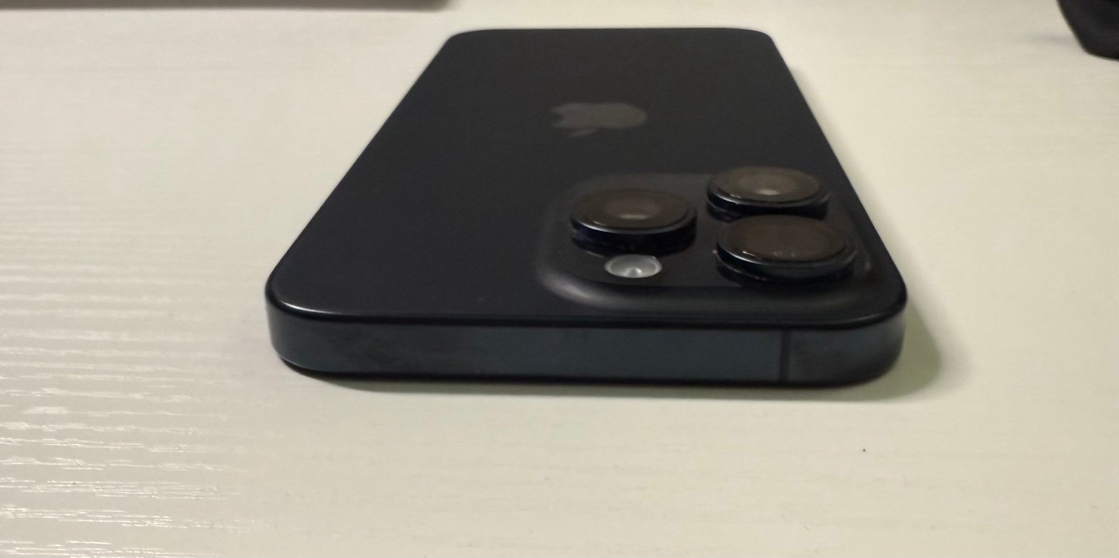 Apple IPhone 15 Pro Max 1TB Unlocked 9L58