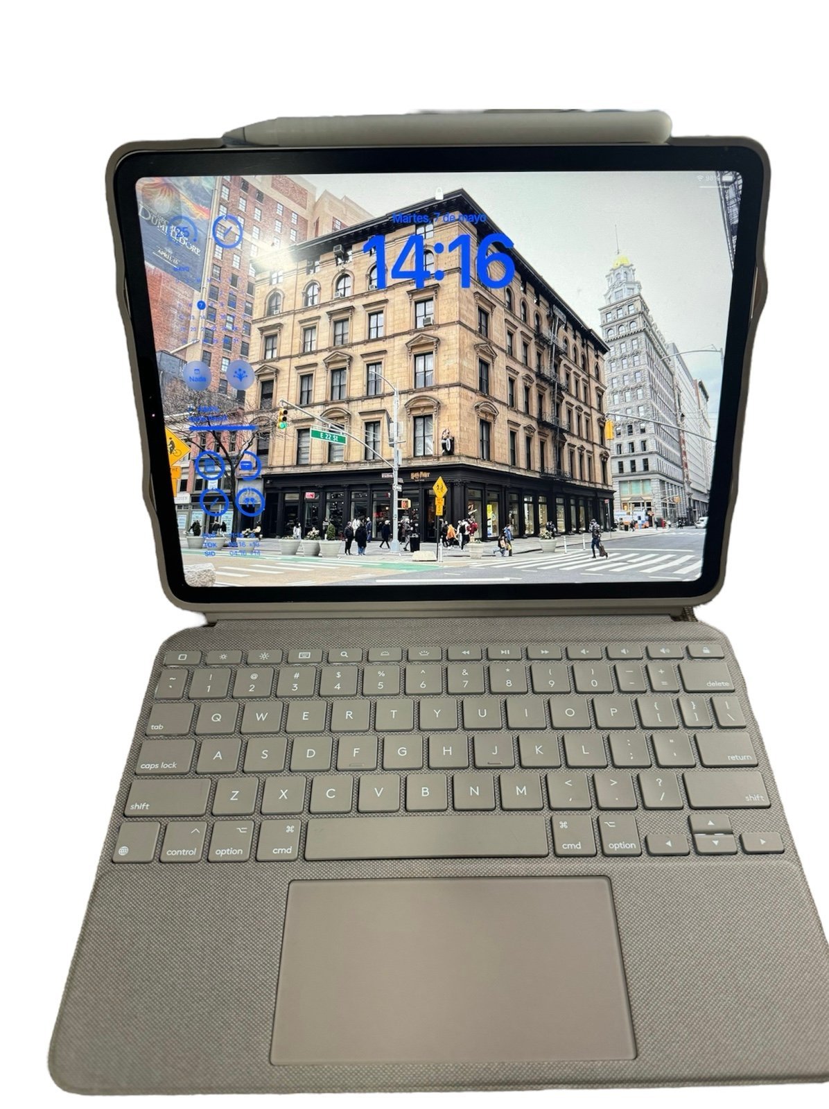 Apple iPad Pro 11 4th Gen 512 GB Wi-Fi 1D83