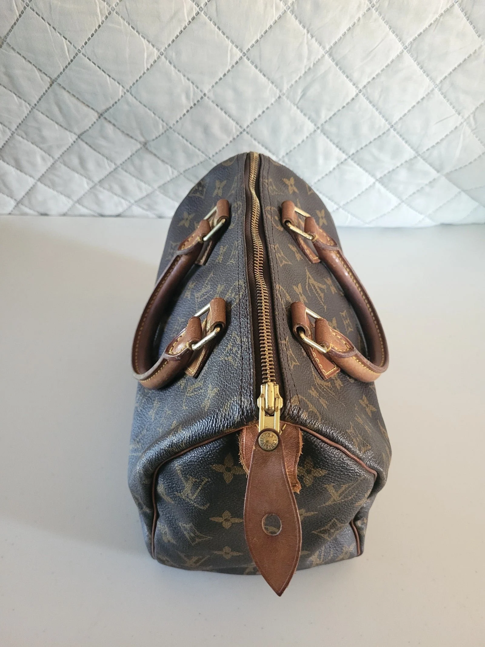 Louis Vuitton Speedy 25 Purse