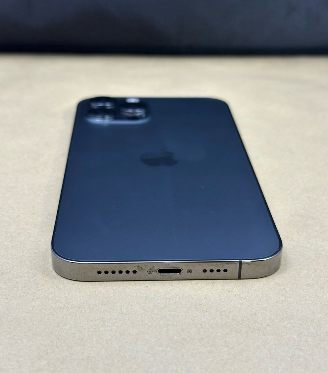 Apple iPhone 12 Pro Max 256gb Verizon in graphite 6H96