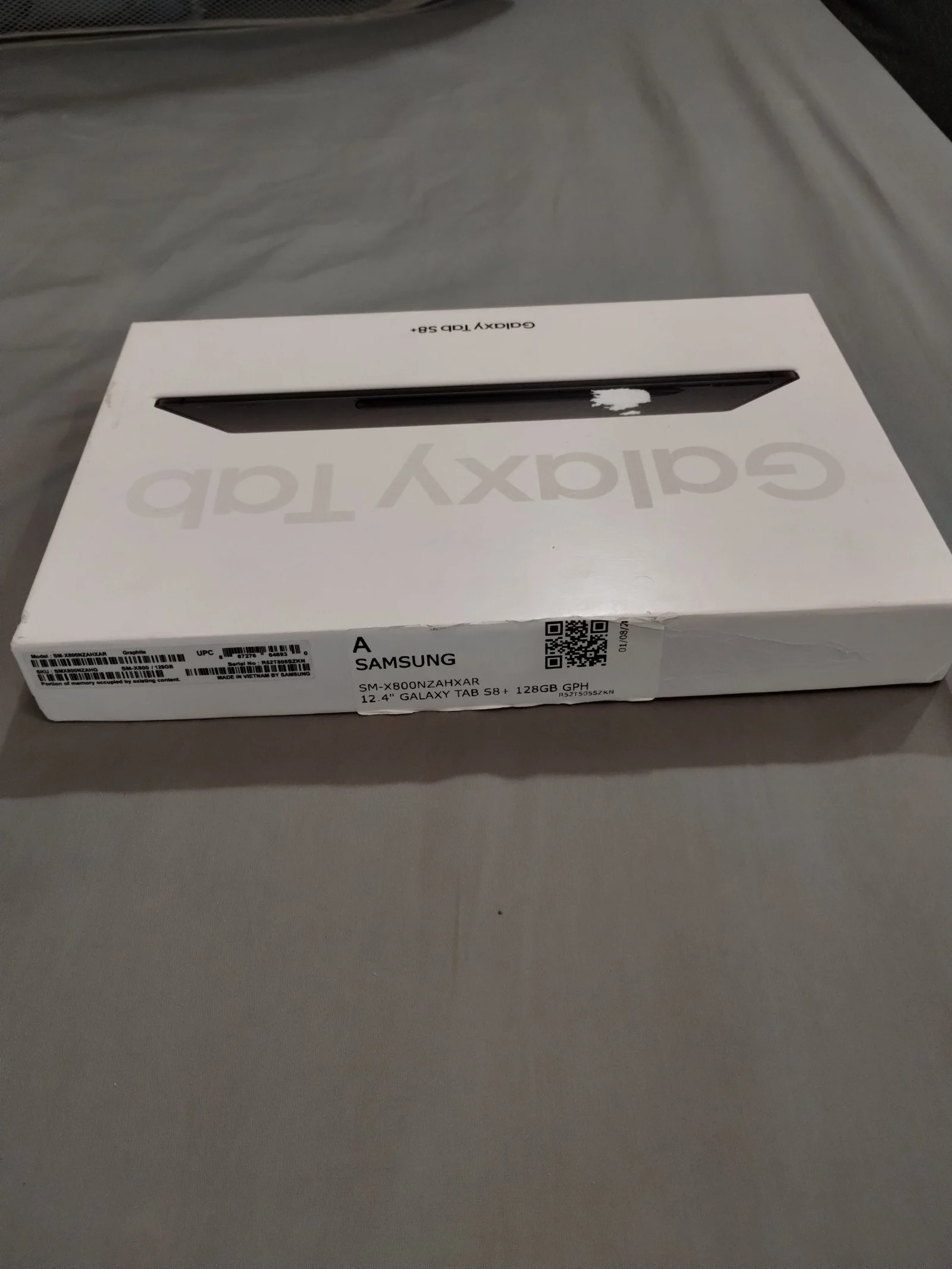 Galaxy Tab s8+ with keyboard case