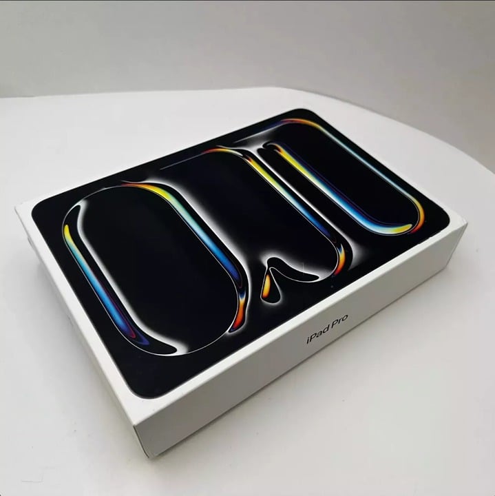 Brand New 2024 11-inch Apple iPad Pro M4 (Space Black/Wi-Fi/256GB) 2D29