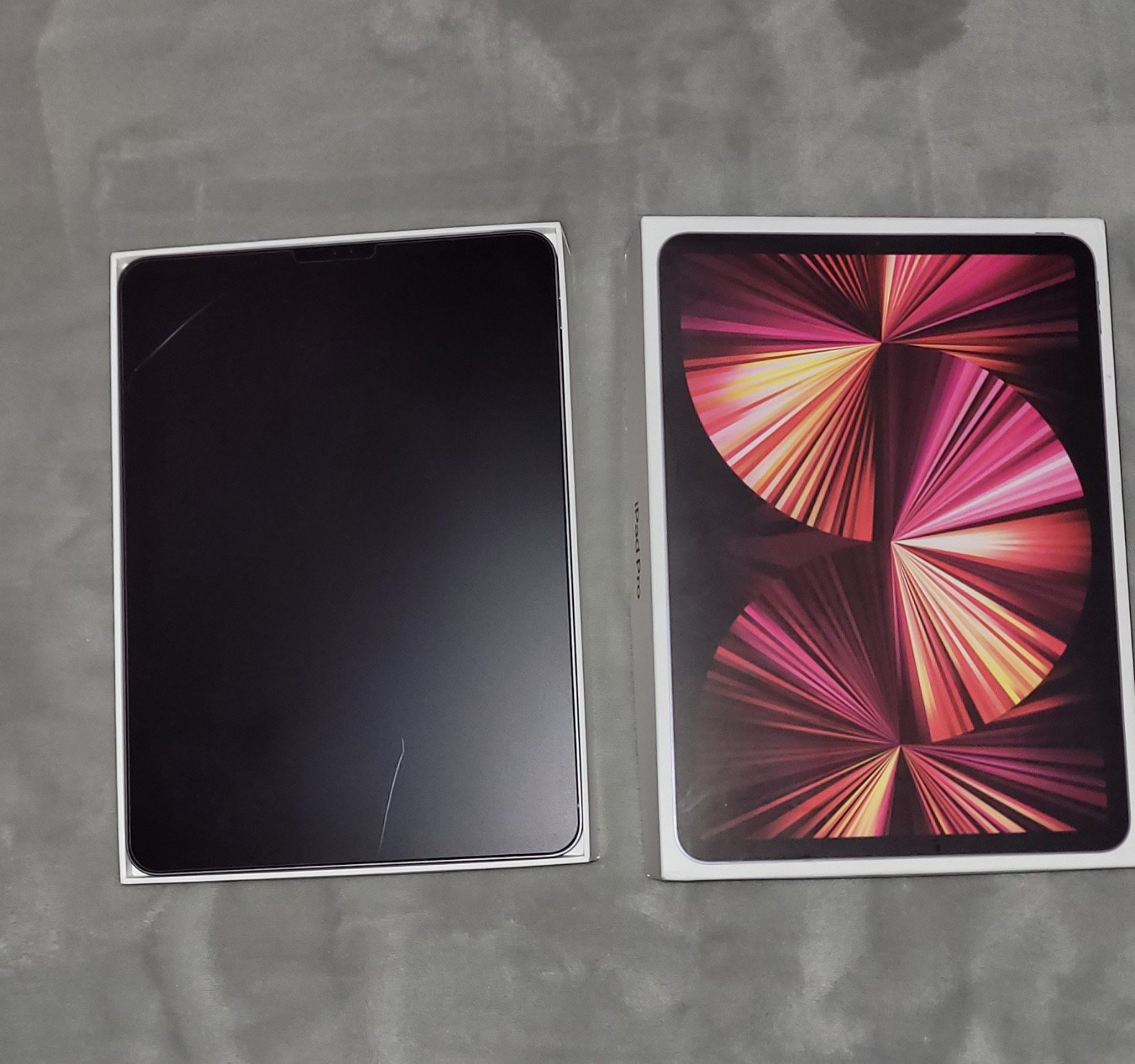 Apple iPad Pro 11 inch 3rd Gen M1  128GB Wi-Fi only  mint 9E57