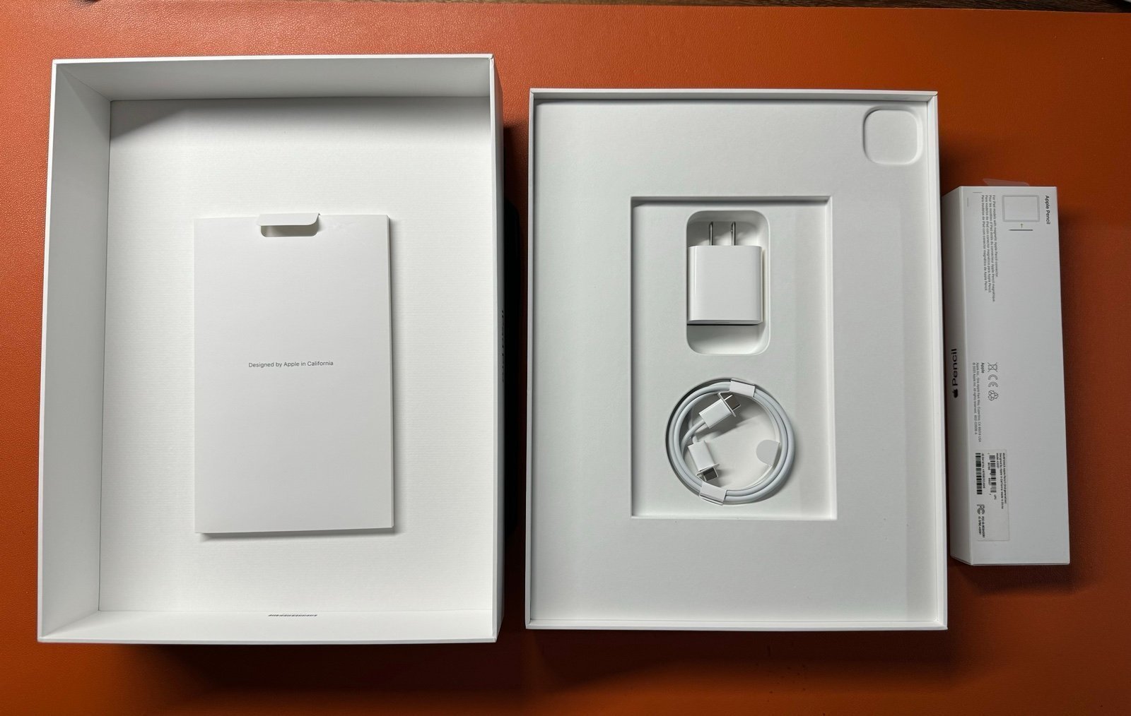 iPad Pro 12.9 4th Generation with Apple Pencil 2nd Gen 3C85