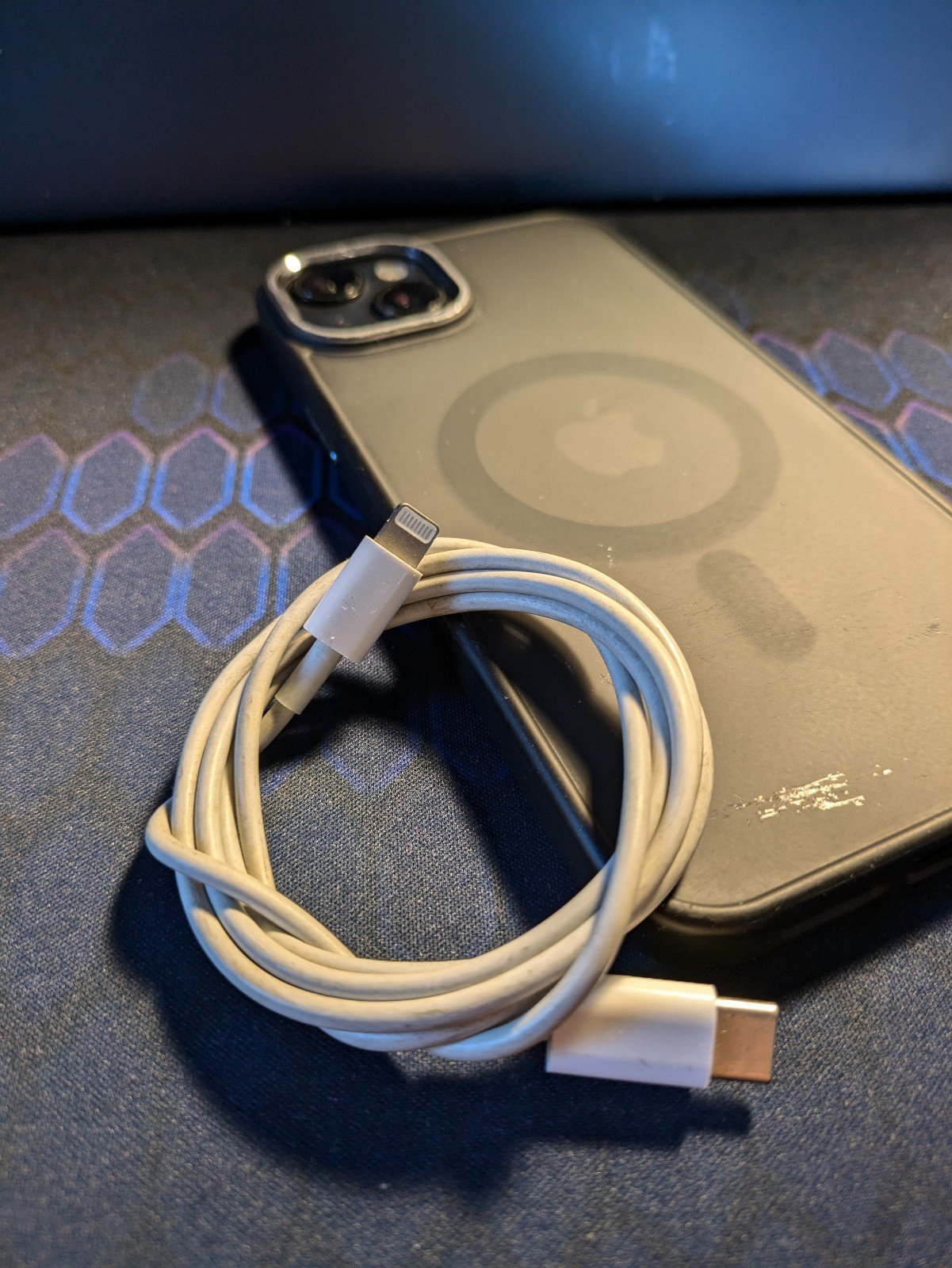 iPhone 14 Plus 128GB in Midnight 9Y29