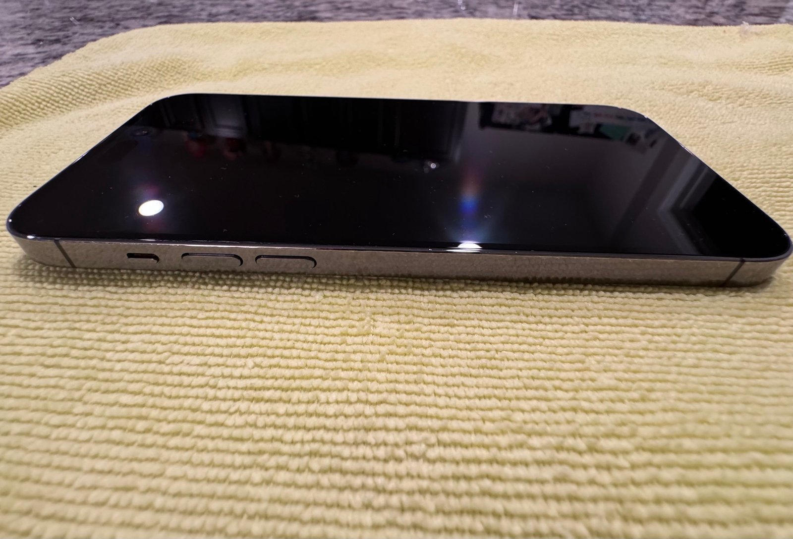 Apple iPhone 14 Pro Max 256 GB in Deep Purple for Unlocked 6N77