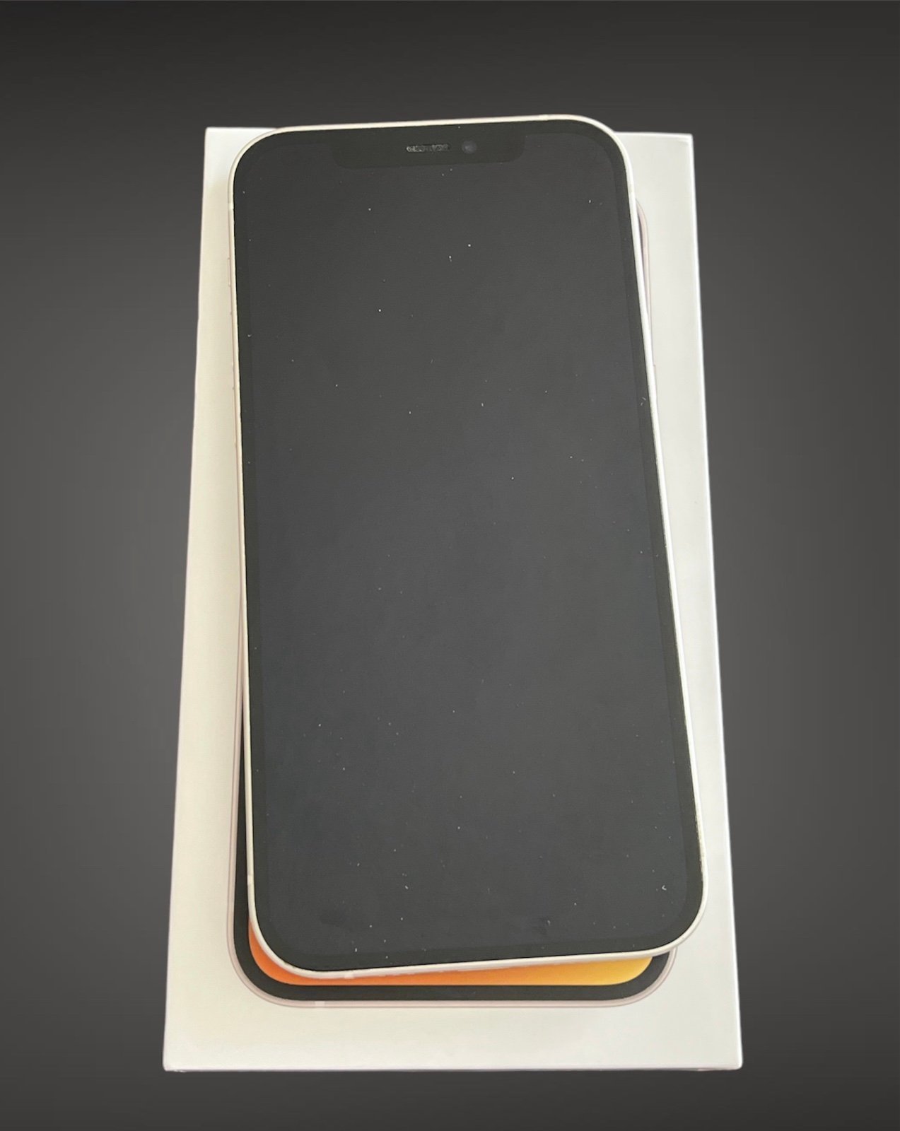 iPhone 12 Unlocked 8H59