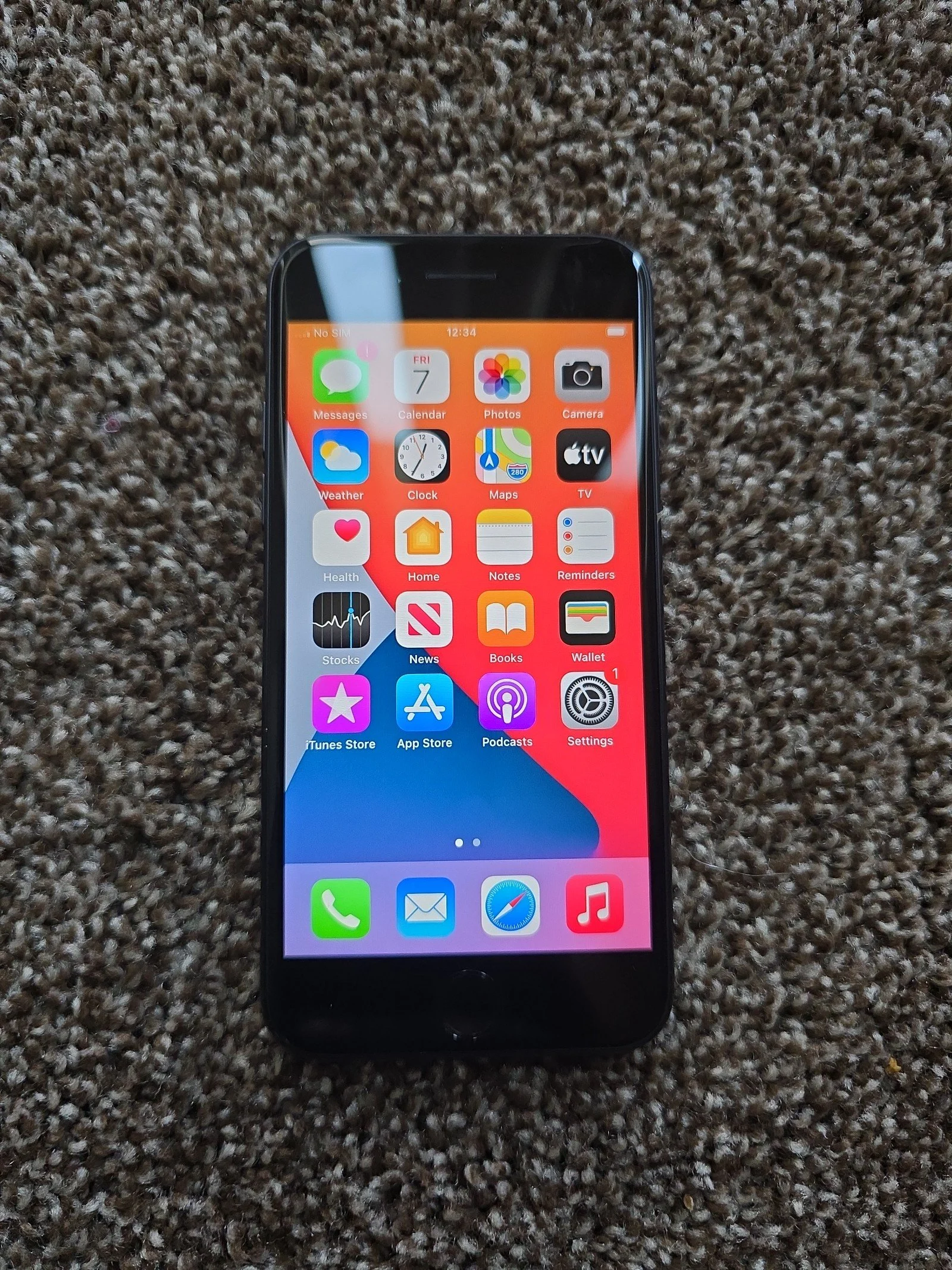 Lot of 7 iphone SE 2 Unlocked for any Carrier by