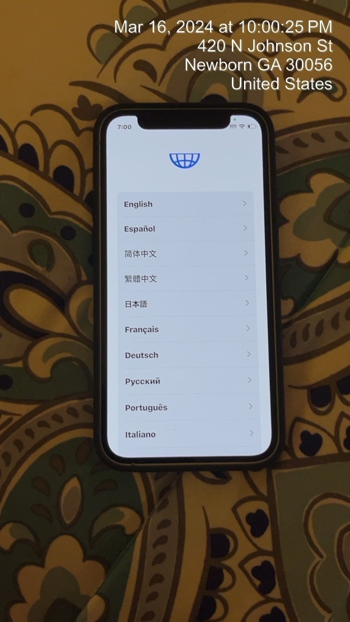 UNLOCKED!!!!!!! iPhone 12 mini MINT GREEN w/ Apple brand matte black case 5R98