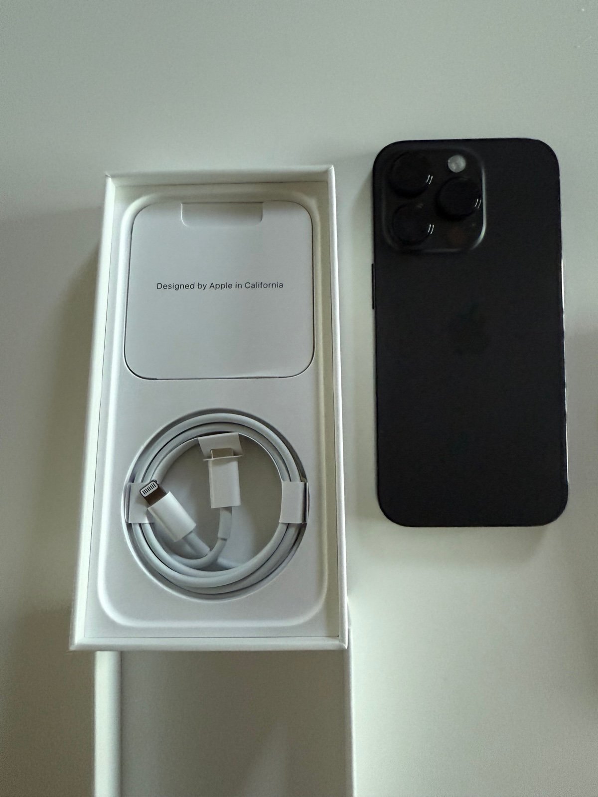 Apple iPhone 14 Pro 256 GB unlocked 3J57