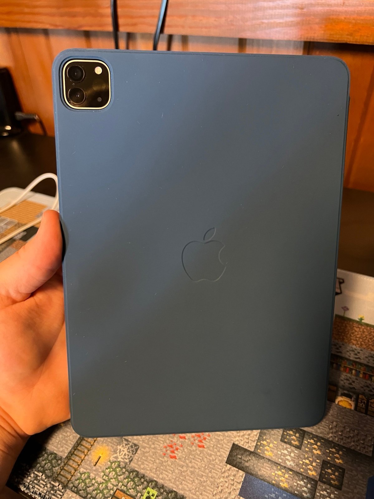 iPad Pro 11 inch 4th Generation 2T18