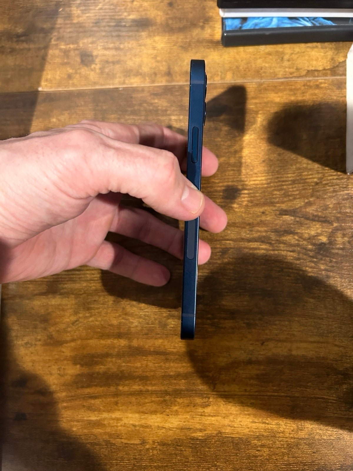 Apple iPhone 12 128 GB in Blue for AT&T 1Y52