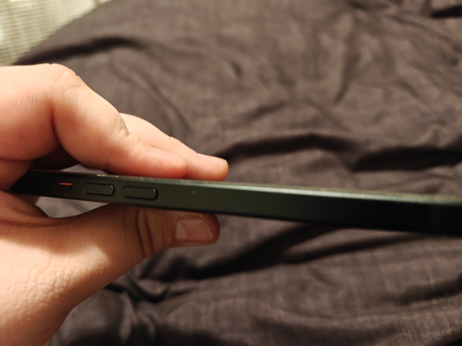 Apple iPhone 15 128 GB in Black for T-Mobile 7K96