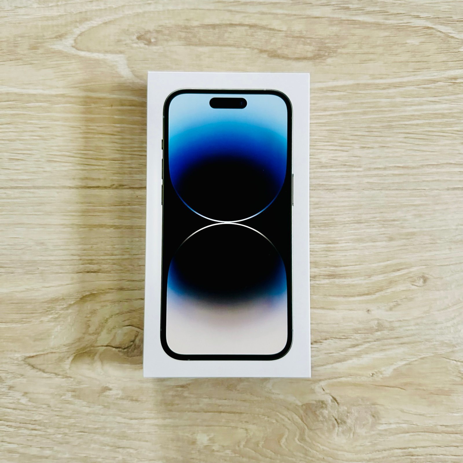 iPhone 14 PRO : 256GB - SILVER / UNLOCKED / APPLE WARRANTY - Like New Condition 7V39