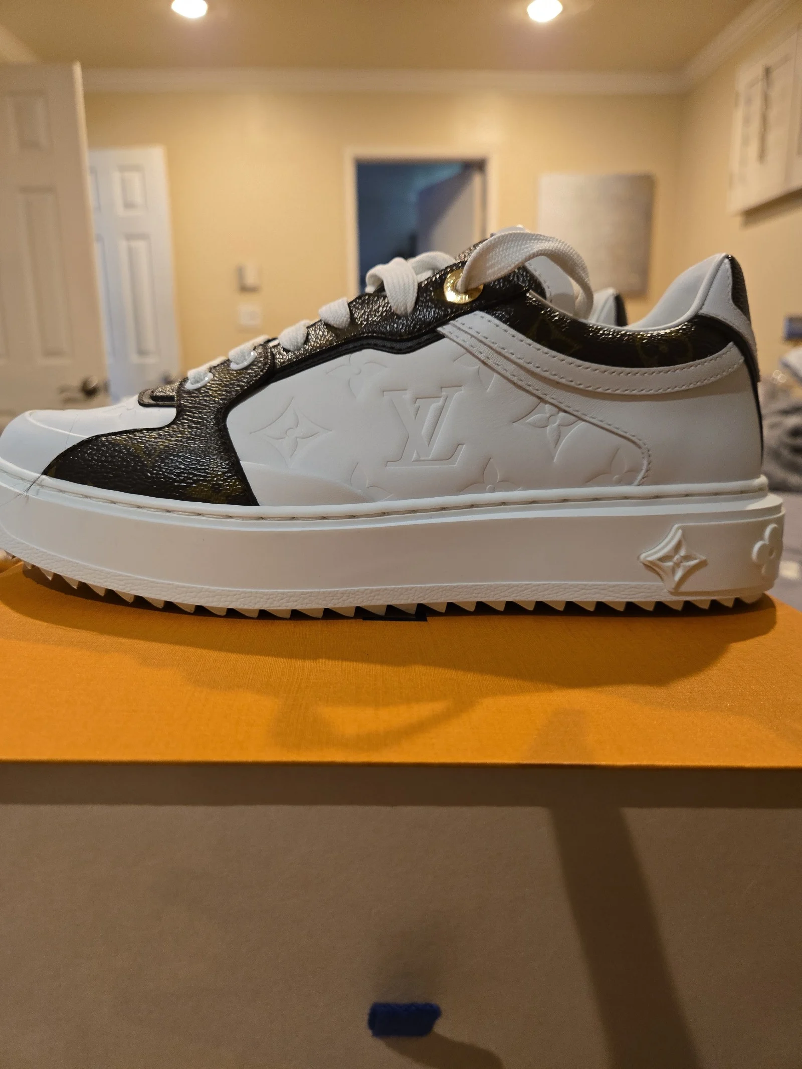 Authentic Louis Vuitton Timeout Sneaker