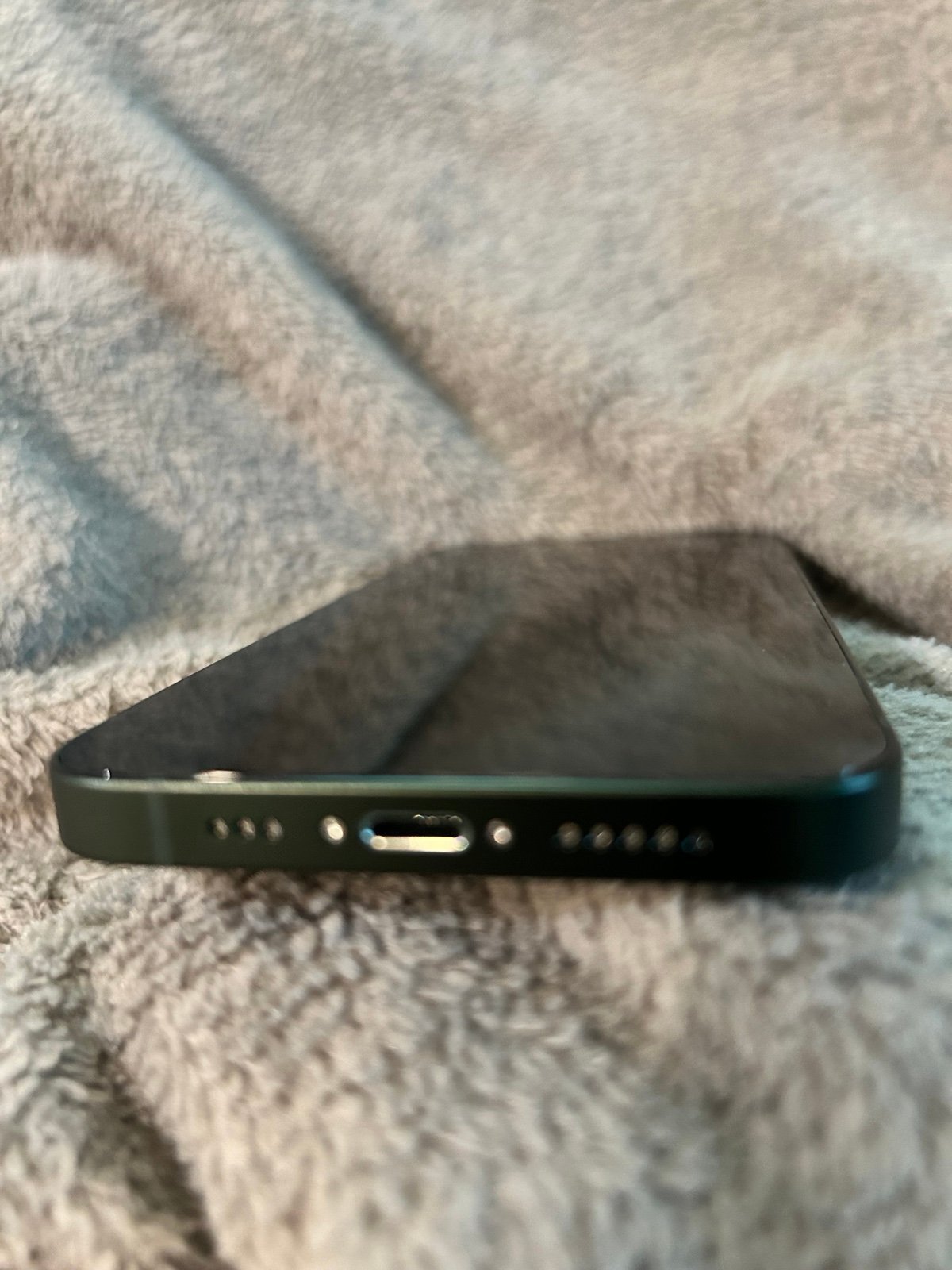 Apple iPhone 13 256gb Unlocked 6B75