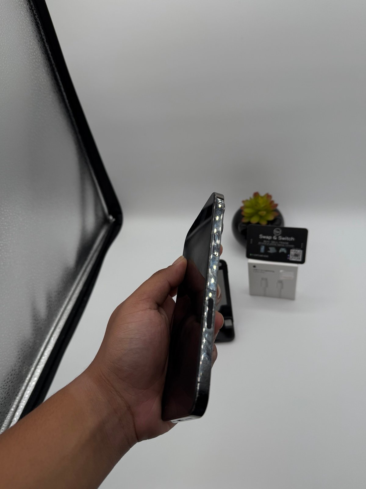 Apple Iphone 13 pro max 128gb Unlocked 1Y33