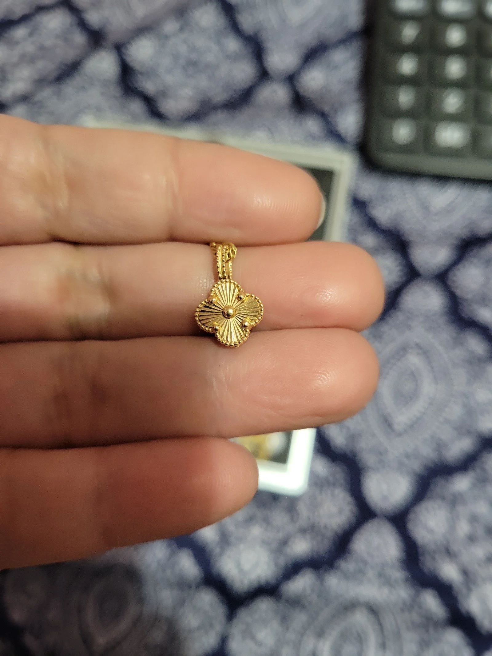 18 k solid gold necklace