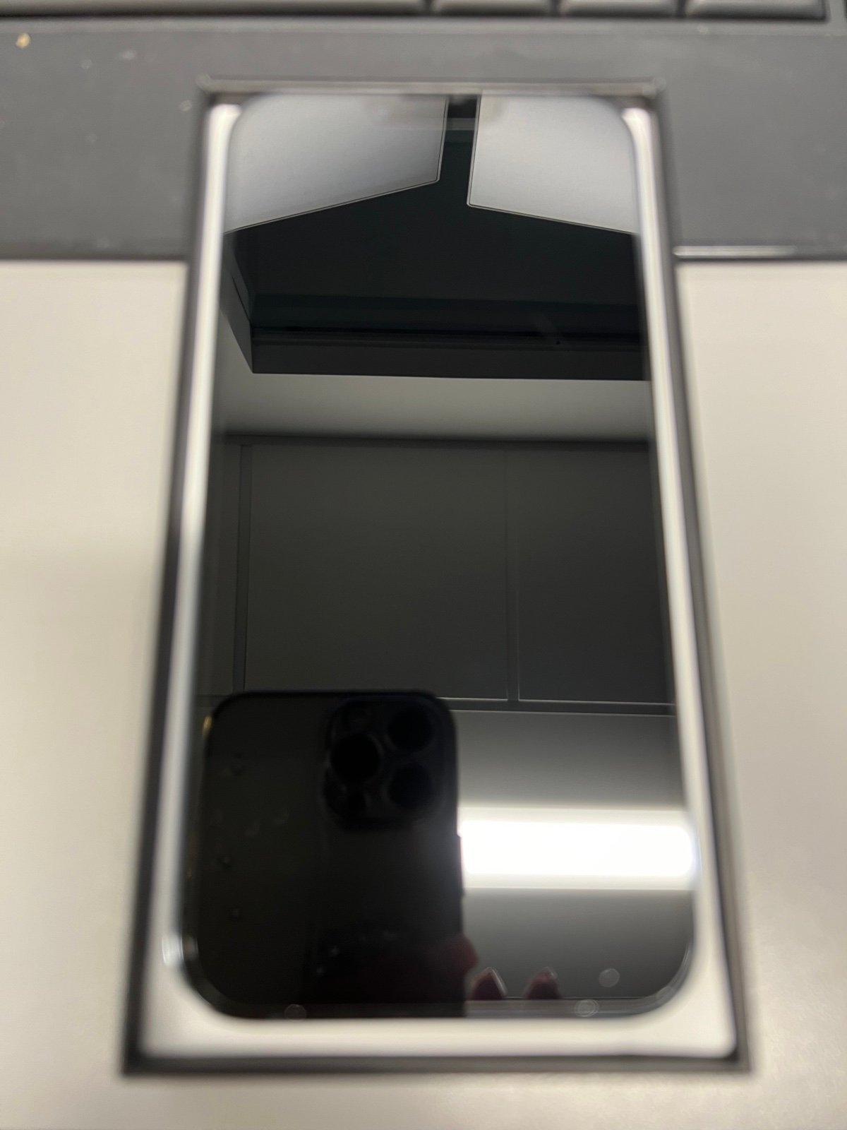 Apple iPhone 13 Pro Max 128 GB in Sierra Blue 9C59