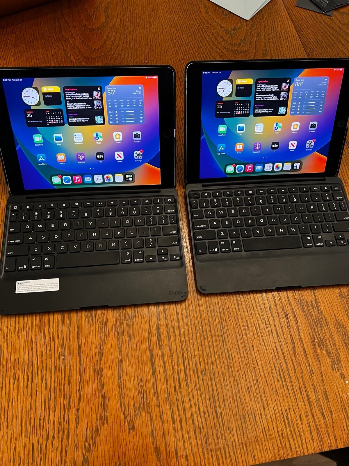 Two apple iPad Pro with keyboard case 2V67