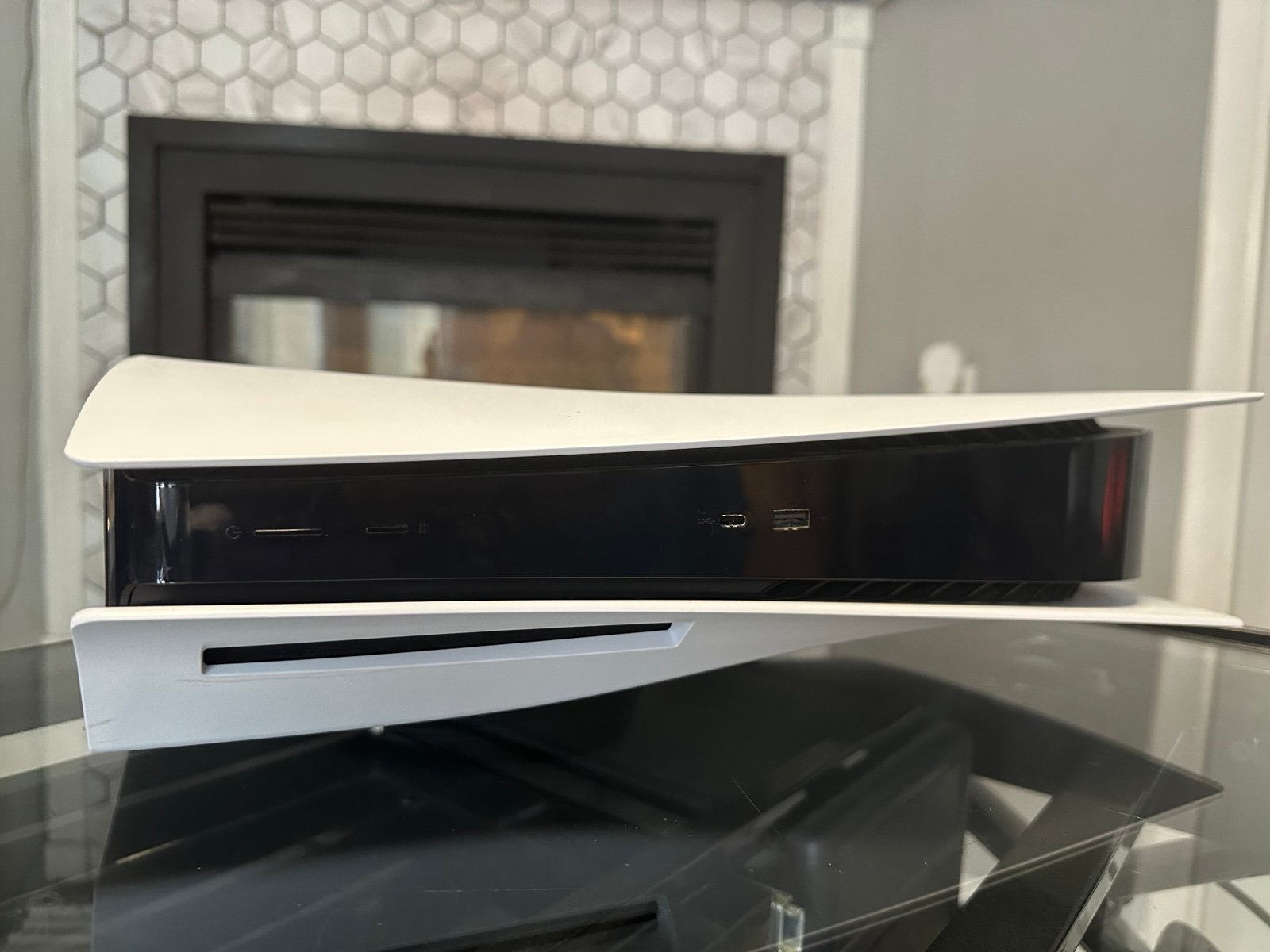 Ps5 Console (PlayStation 5 Console) and controller 7X68