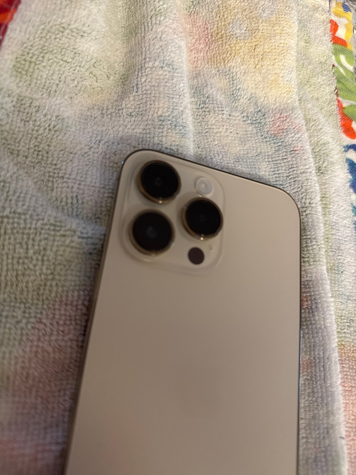 iPhone 14 Pro Max 7K85