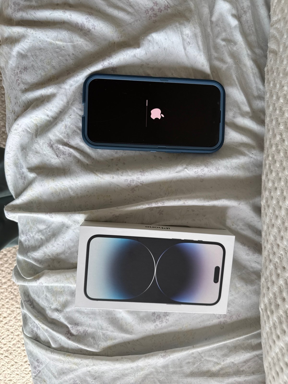 Apple iPhone 14 Pro Max 128 GB in Space Black for Unlocked 6J76