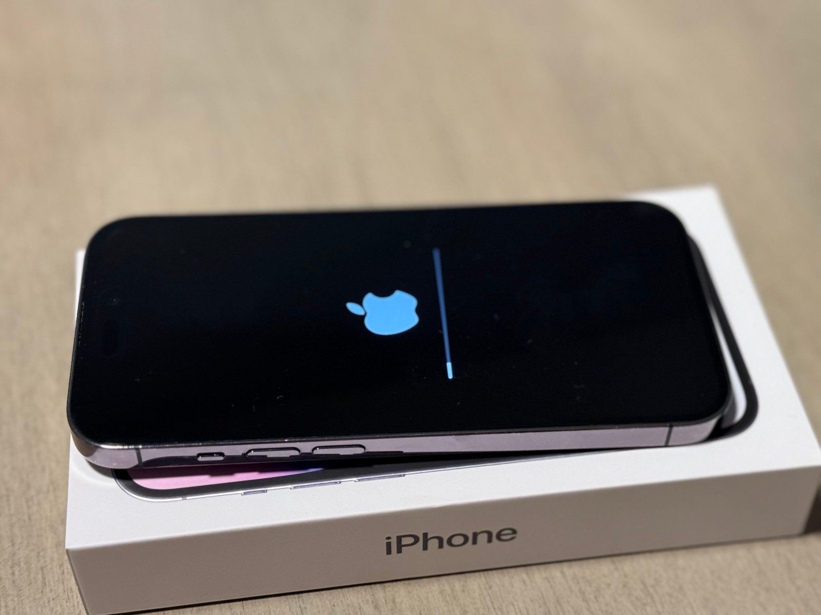 iPhone 14 Pro UNLOCKED 1TB Deep Purple 2C83