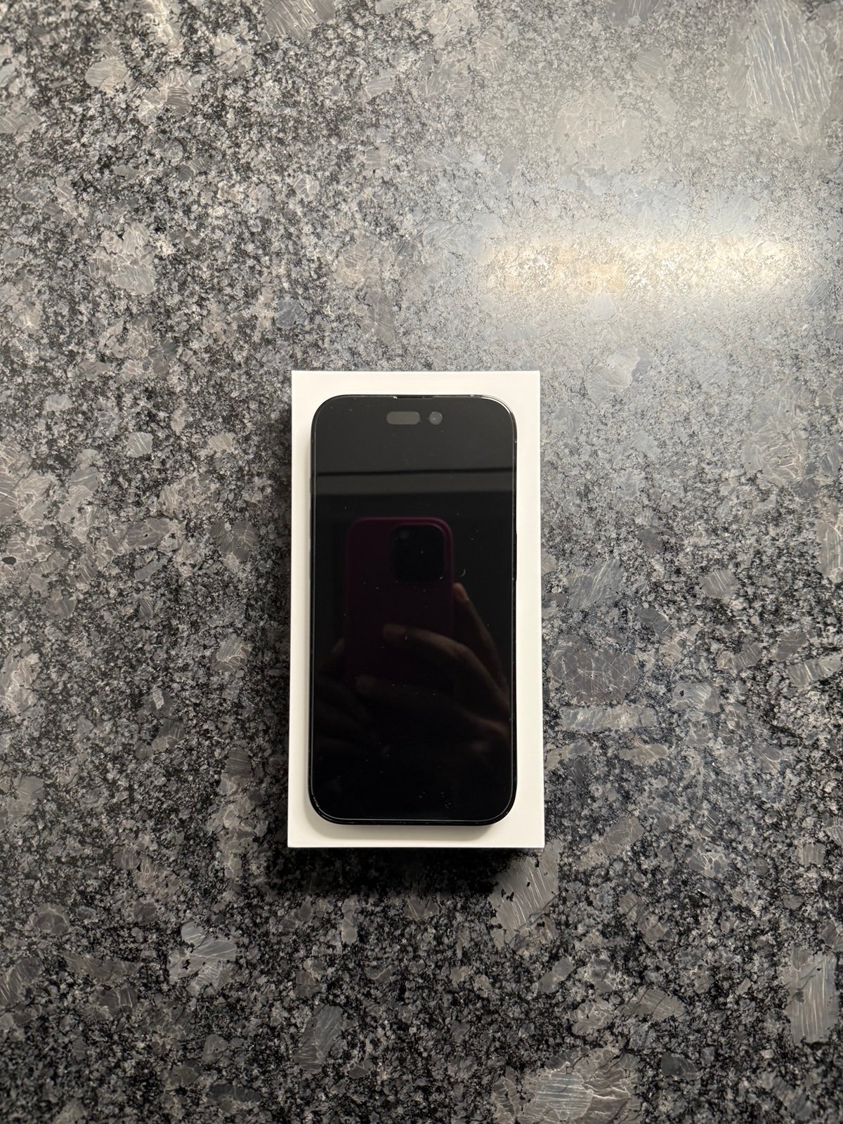 iphone 14 pro unlocked 9W92