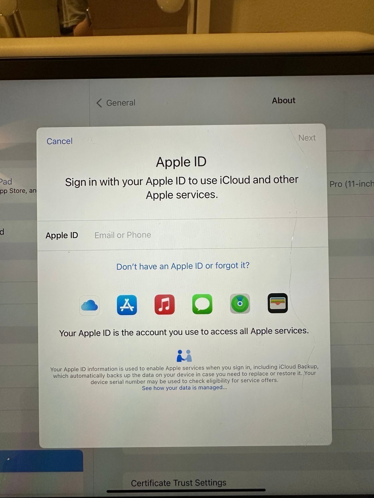 iPad 11 inch 2nd generation 1O28