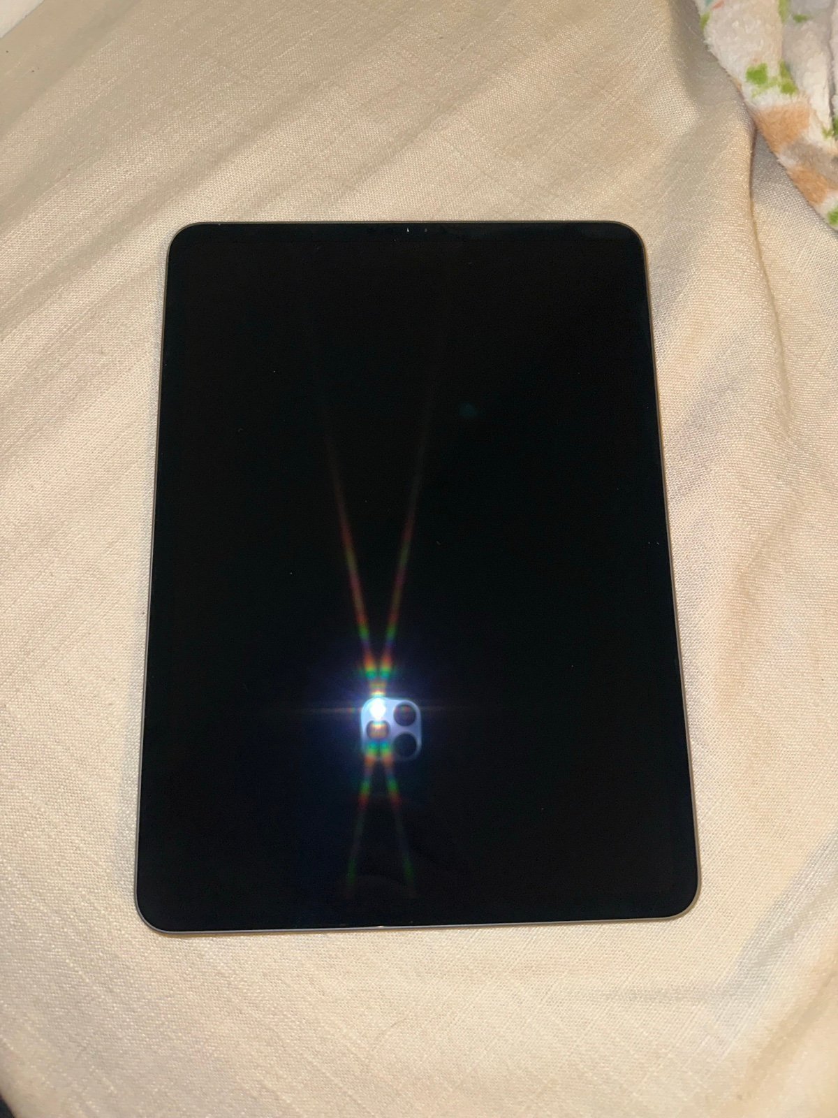 iPad 11 inch 2nd generation 1O28