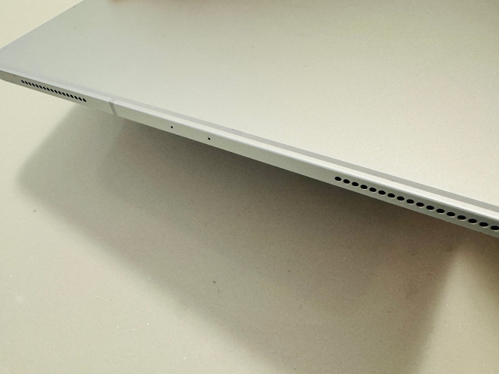 *RARE* Apple iPad Pro 3rd Generation 1 TB in Silver 12.9” Cellular+ APPLE PENCIL 3R53