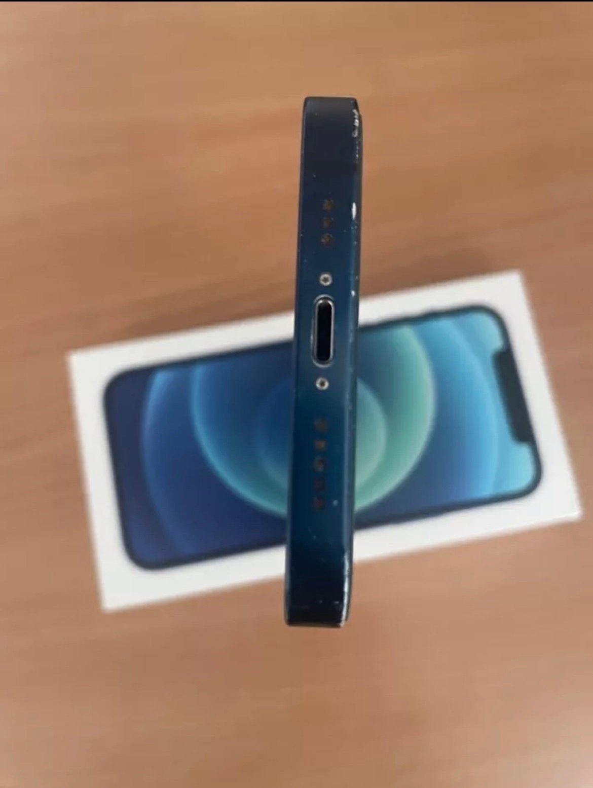 Apple iPhone 12 64 GB in Blue for Unlocked 9X55