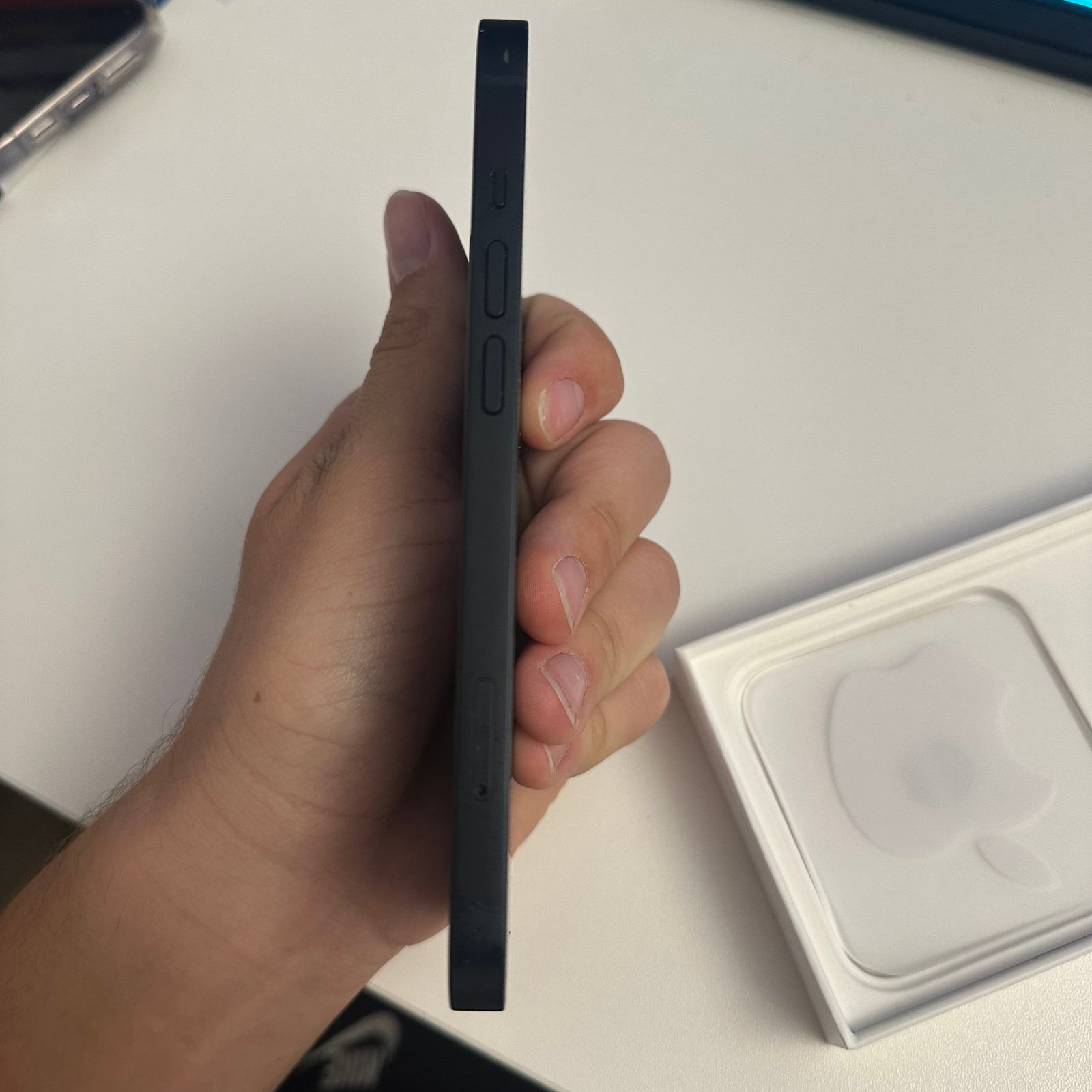 iPhone 13 Midnight 9T12