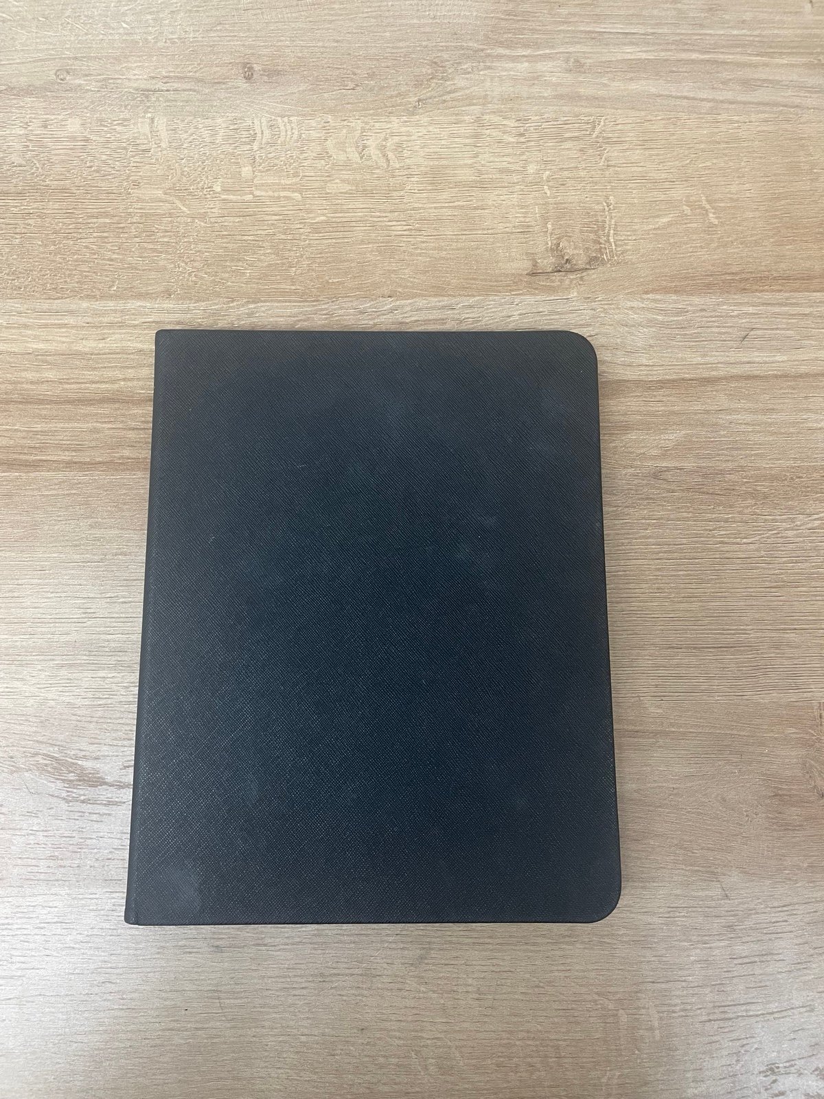 iPad Pro 4th gen 256 gb WiFi + cellular (unlocked) 11 inch 9T58