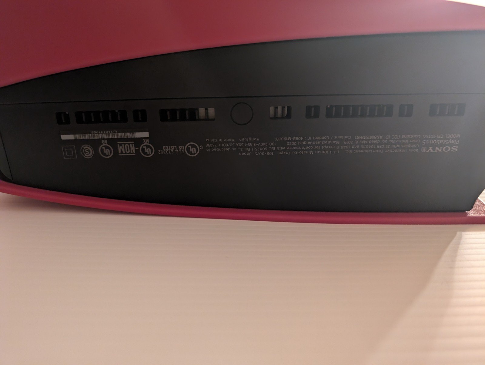 PS5 Console Disc Edition with Red Cover Plates 8H57