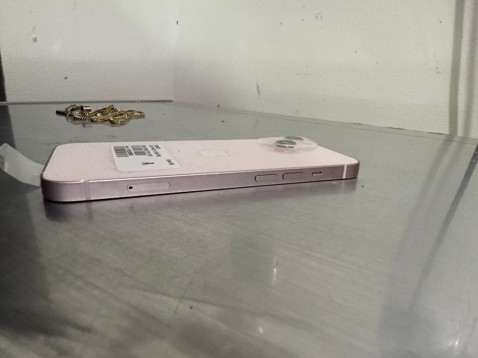 iPhone 13 128gb pink Tmobile 6E11