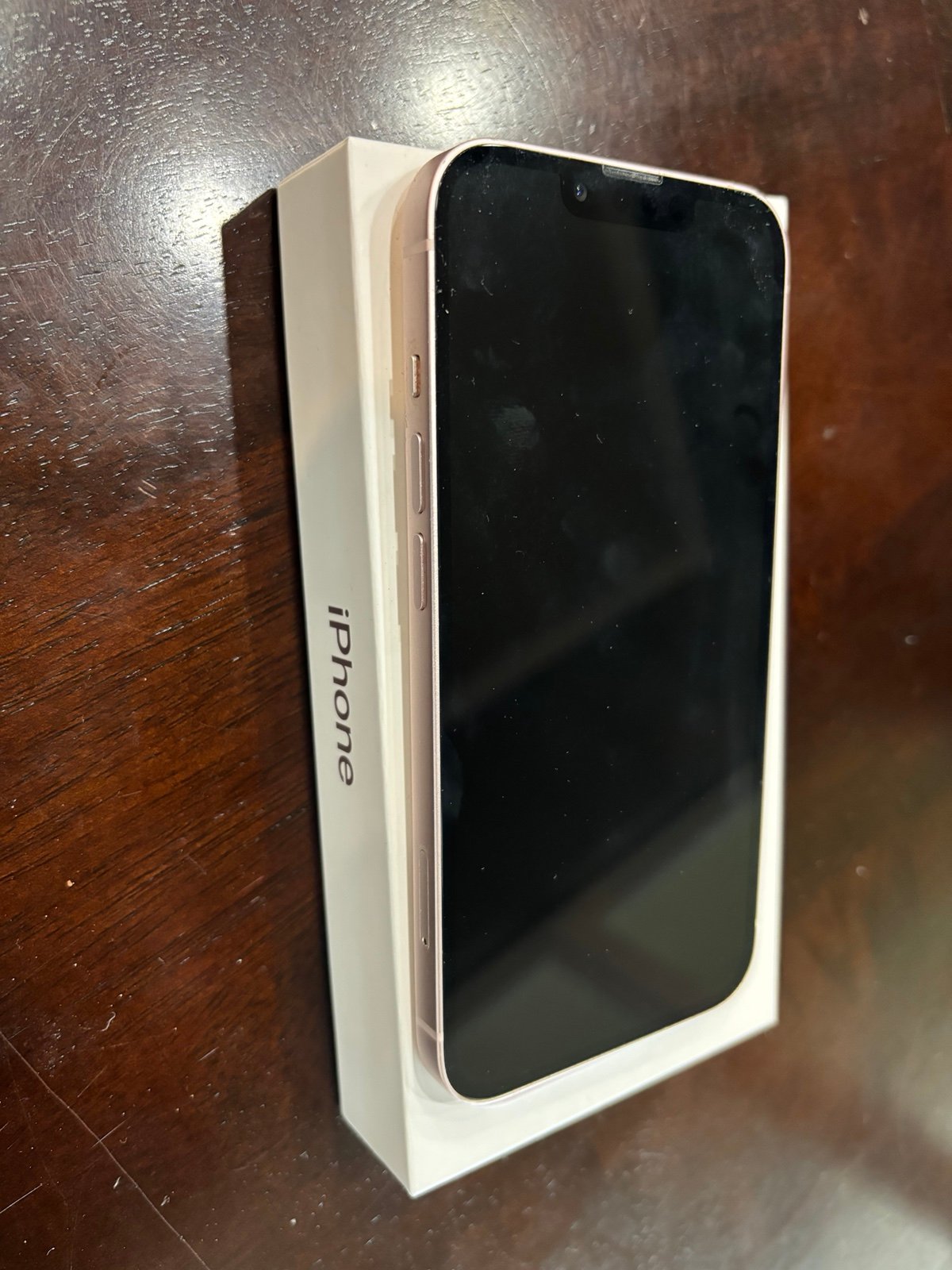 Apple iPhone 13 - 128 GB - Pink 8J88