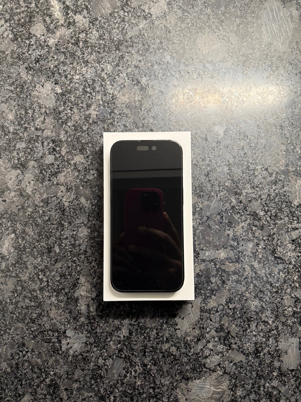 iphone 14 pro unlocked 9W92