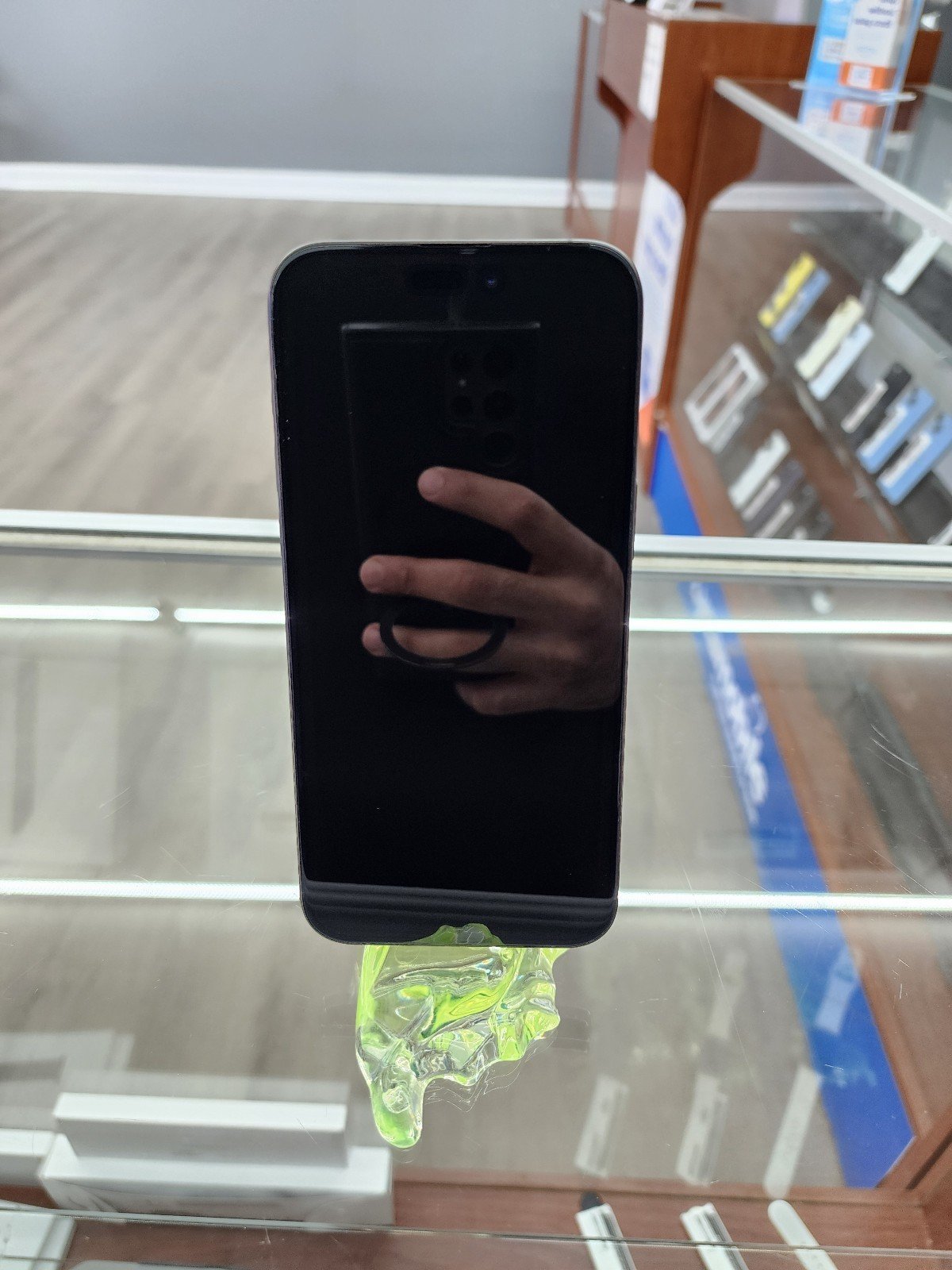 iPhone 15 Pro Max 256GB Black Titanium Unlocked Includes: Case+Protector+Charger 7B88