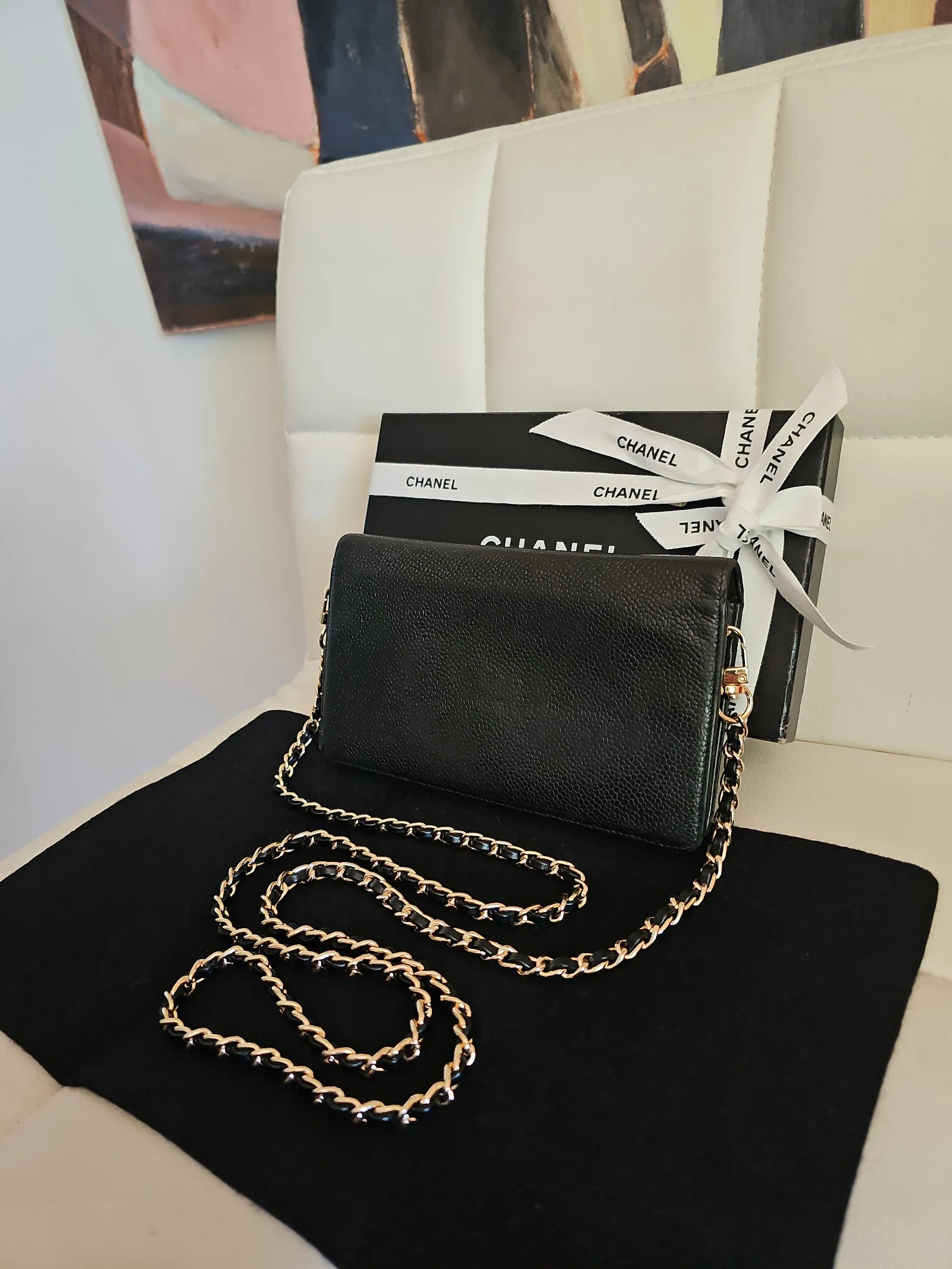 CHANEL Black Caviar Timeless CC Yen Wallet