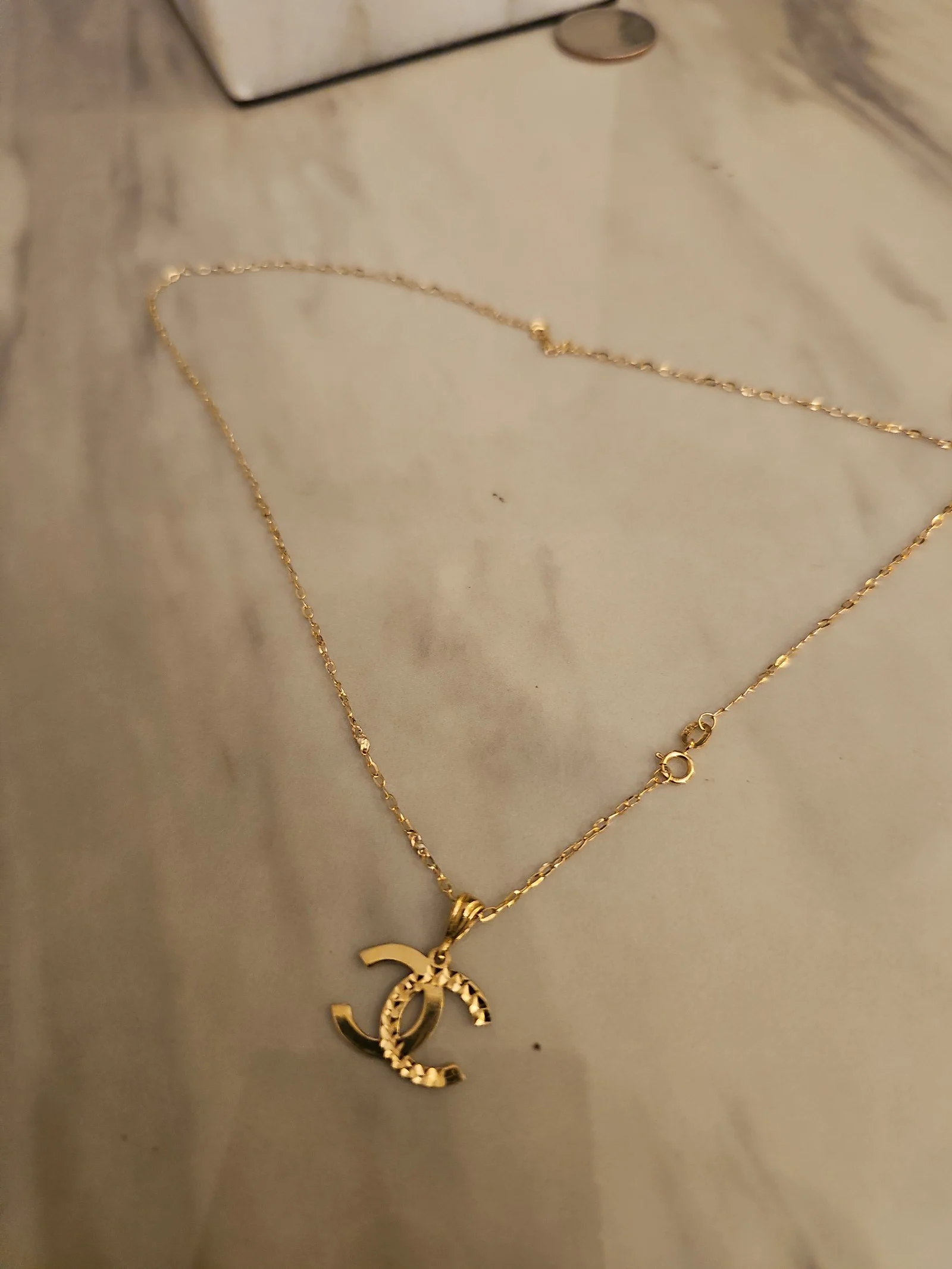 18k gold necklace