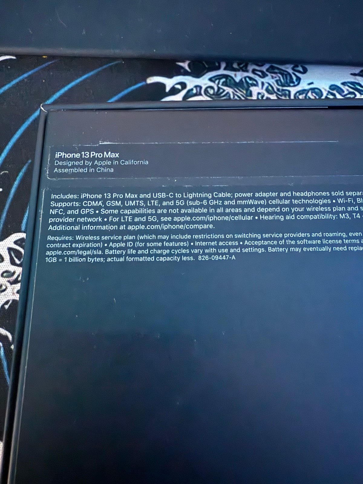 iPhone 13 pro max unlocked with 8 cases 7J27