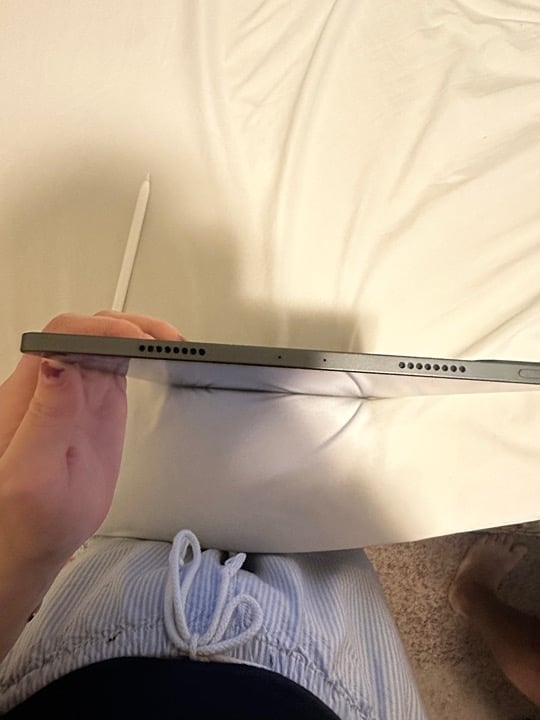 iPad Pro 3rd generation 11 inch 8T87
