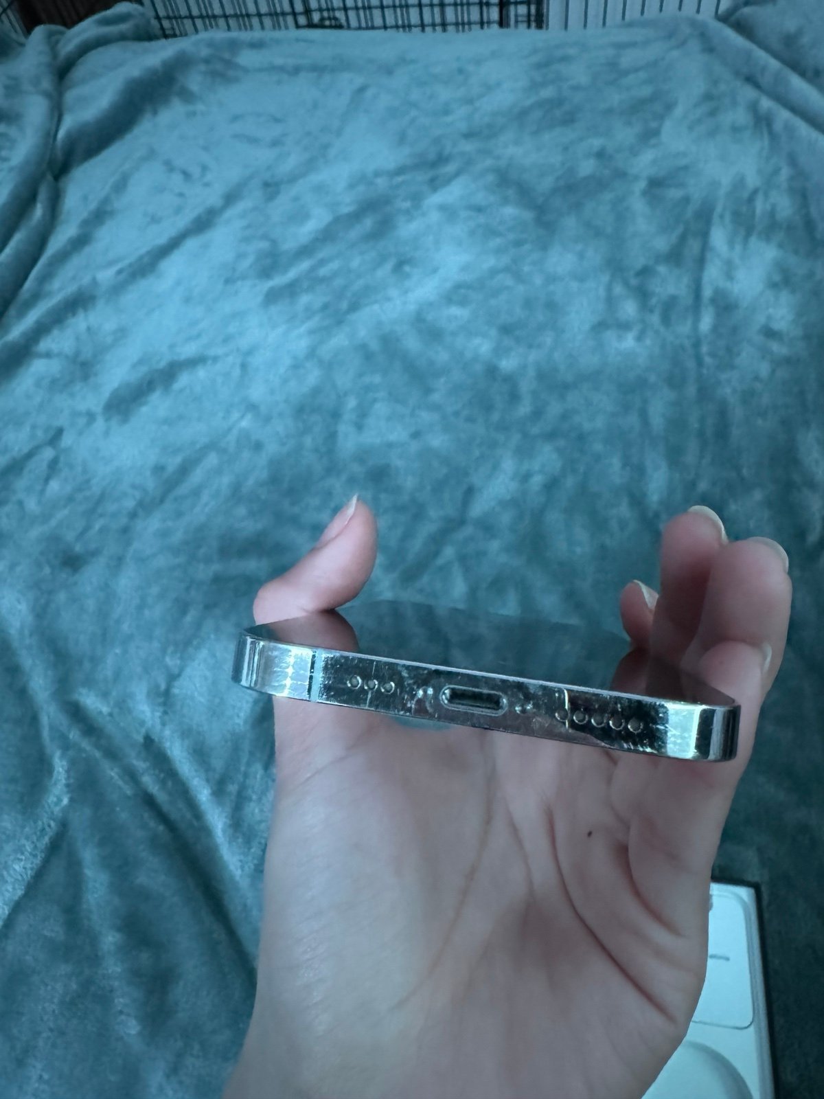 iphone 12 pro 128gb UNLOCKED 5S71